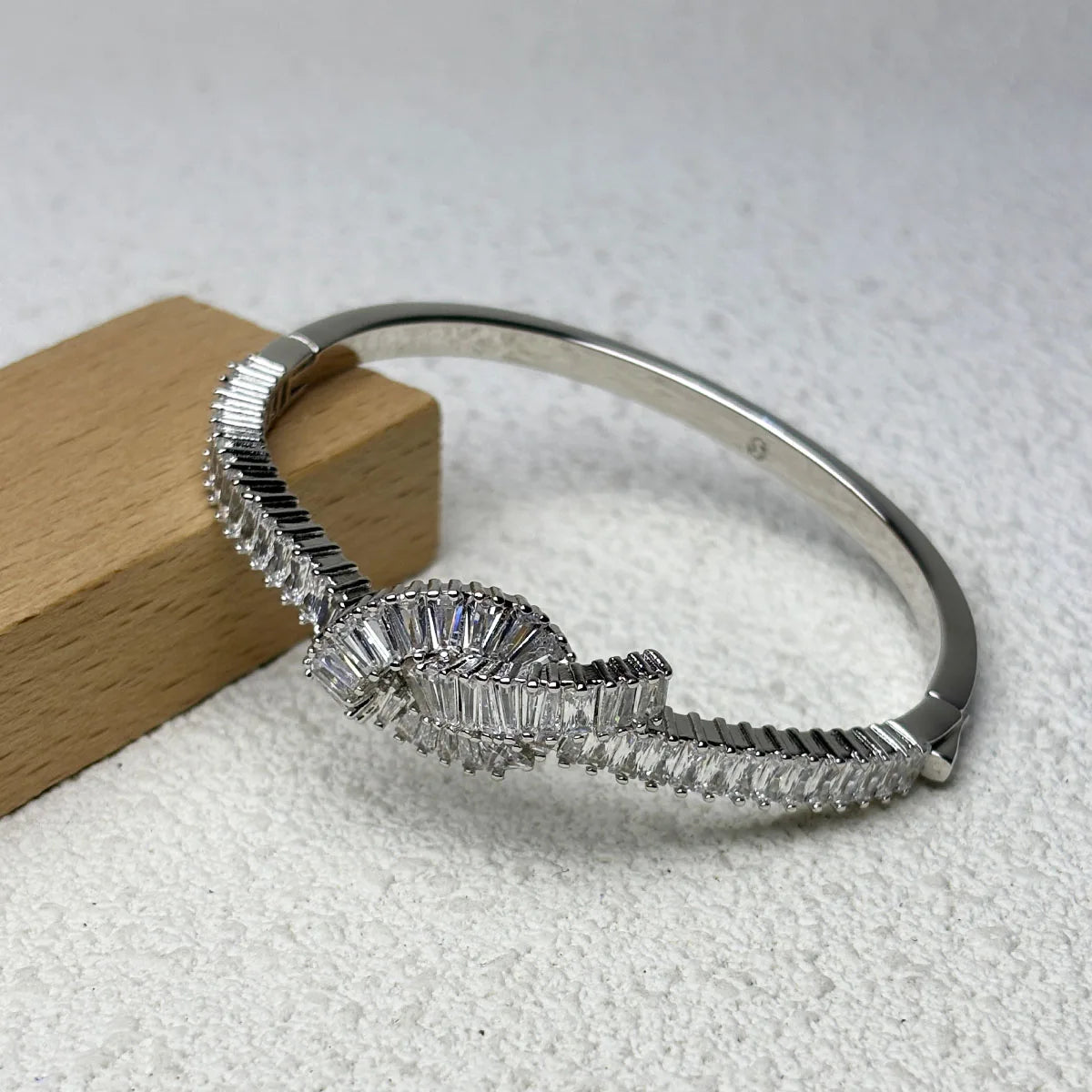 Charms Pearl Necklace Original 2025 New Fine Jewelry Set Love Pearl Earring Bracelet for Women Party Jewelry Accessories Gift