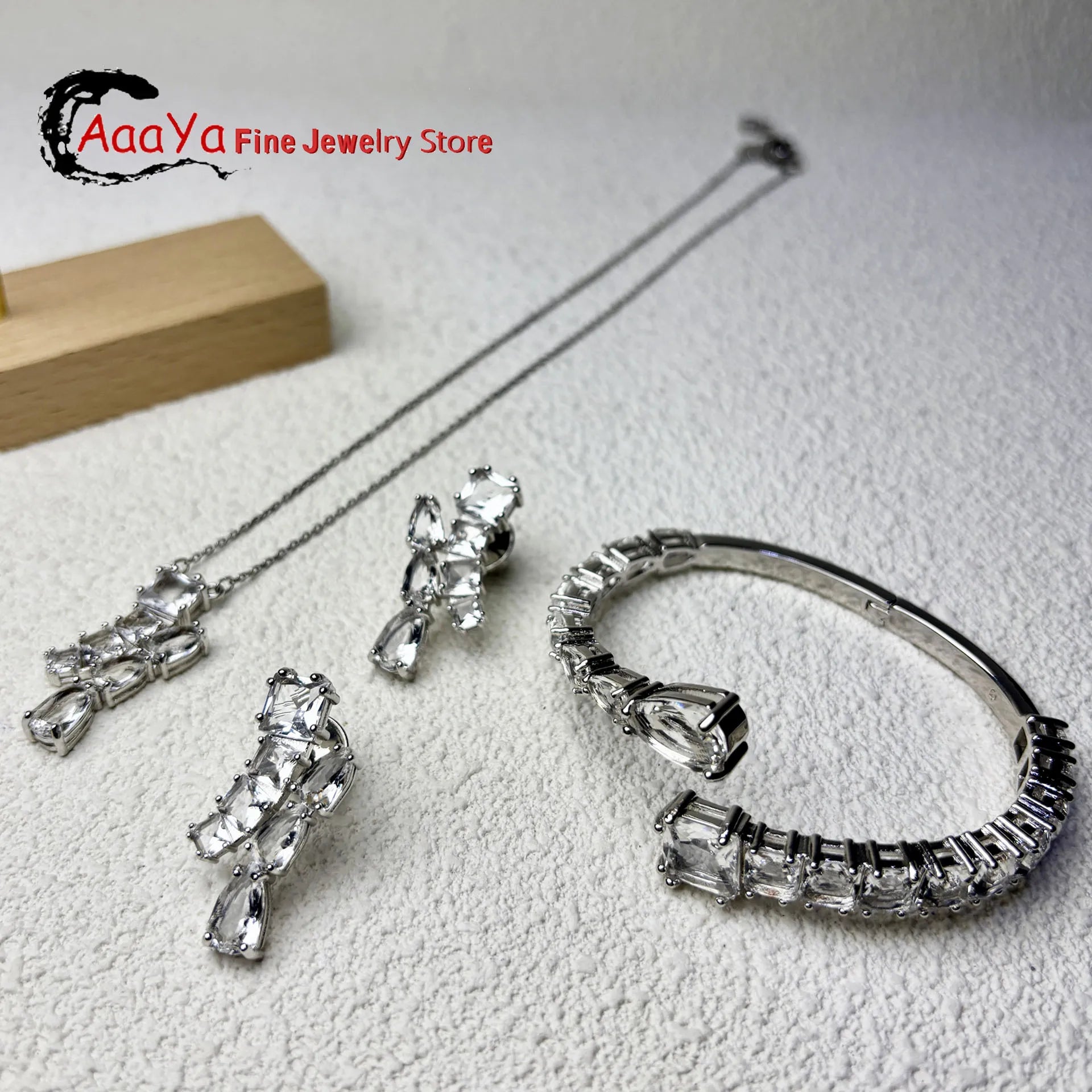 Charms Pearl Necklace Original 2025 New Fine Jewelry Set Love Pearl Earring Bracelet for Women Party Jewelry Accessories Gift